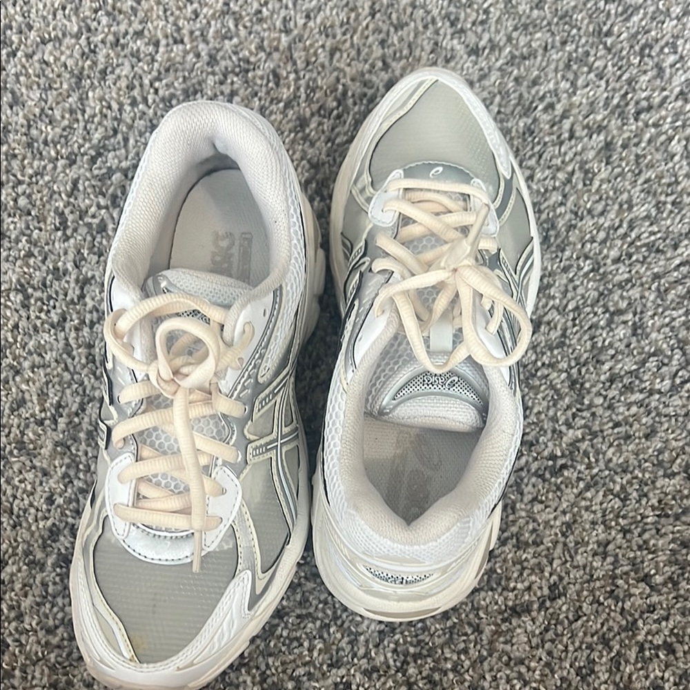 Asics Gray and White Athletic Shoes with Cushioned Midsole
